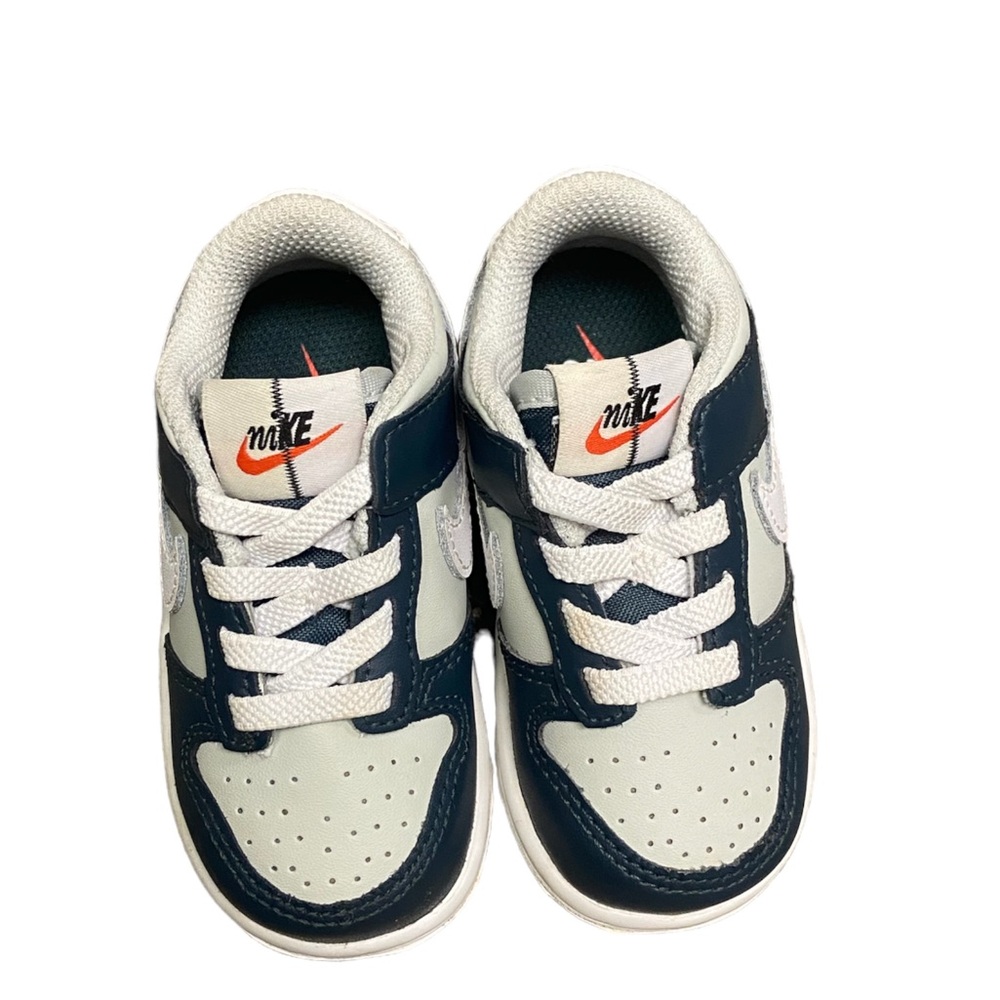 Nike Dunk Low Size:5c Color: Deep Jungle/White-Light Silver Box Included